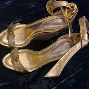 Alexandre Birman Wedge Sandal size 40.